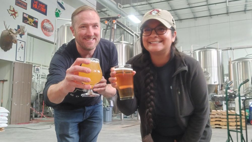 dan and sylvia visit Spindletap